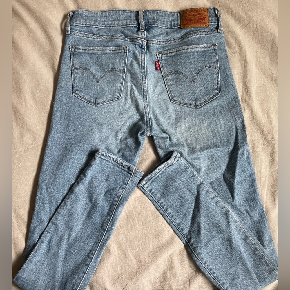Levi’s 711 skinny jeans size 25